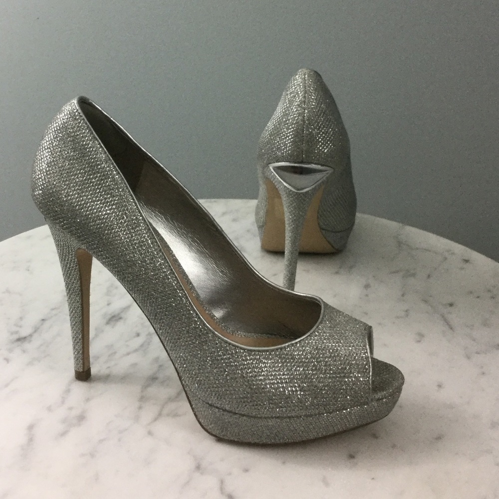 ALDO Raeann Metallic Silver Peeptoe Platform Heels Size 7.5 - Picture 2 of 8